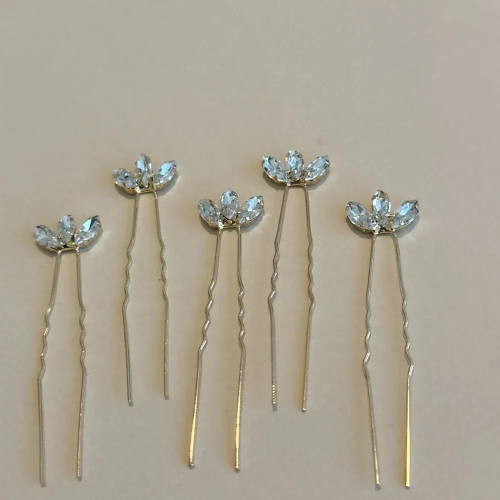 Diamond hair pin M1136